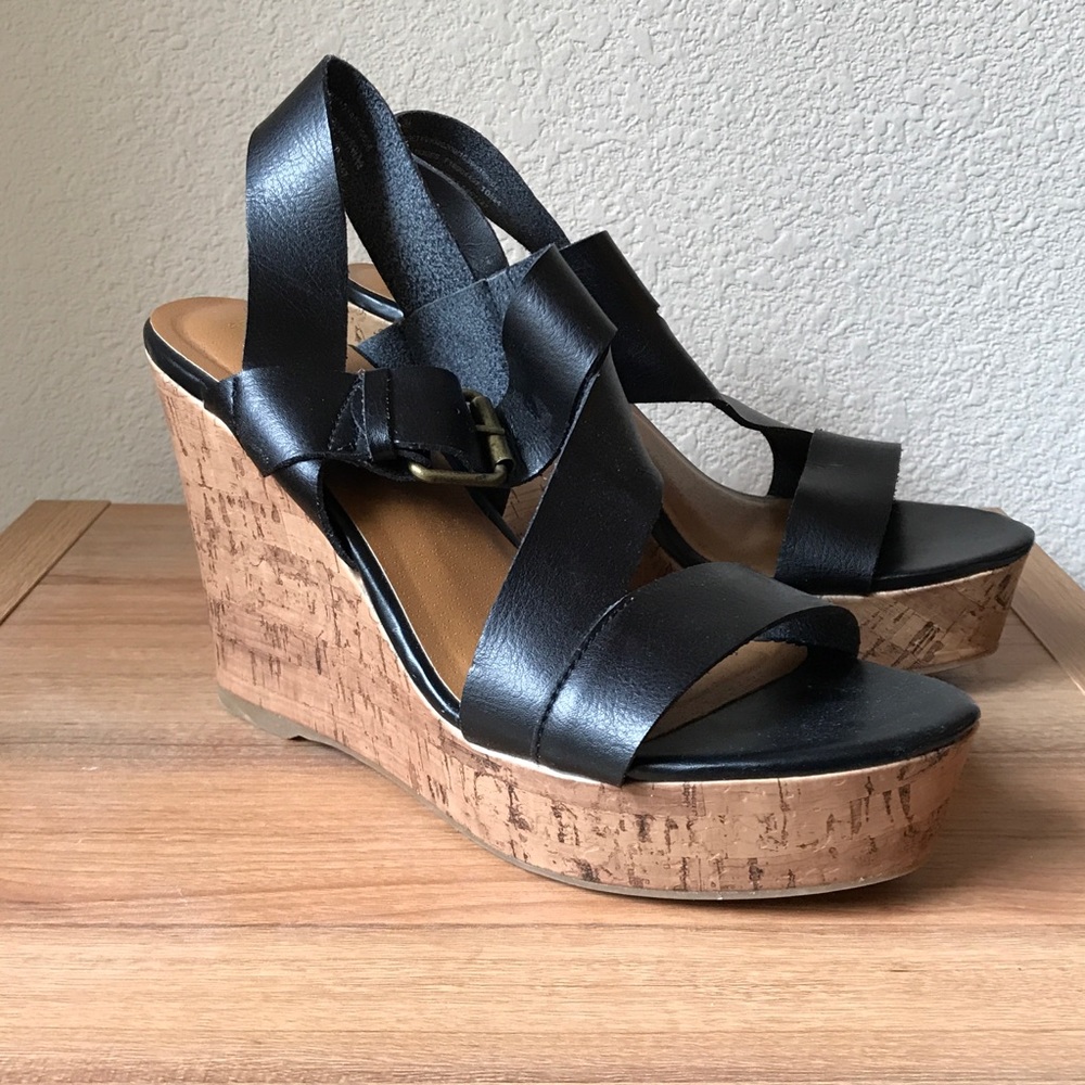 Mossimo Supple Co Black Wedges